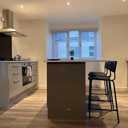 Superb Modern Flat In Northampton, Parking &Ev Apartman Kültér fotó